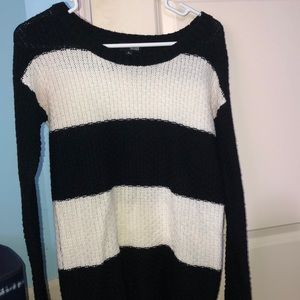 a.n.a Black & White long sleeve Sweater